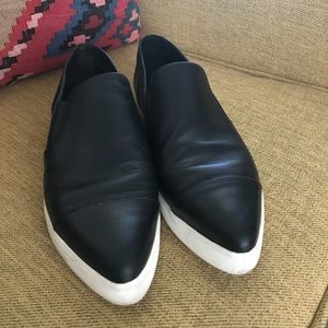 Vince Women’s Paeyre Pointy Toe Sneakers